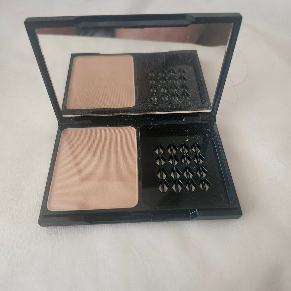 Pressed Powder Pola Cerian .38 Oz Light Peach 42 Mirrored Compact D2 - Picture 2 of 7